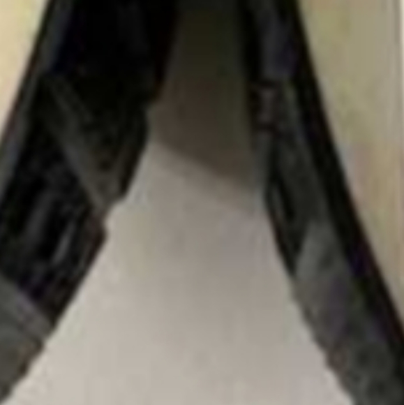 BALENCIAGA the  originally $695 Asking $350             wht, noir, gris (colors) - Picture 10 of 10